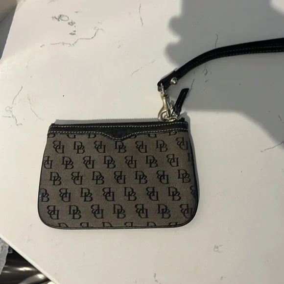 Dooney and Bourke Wristlet - Picture 2 of 3